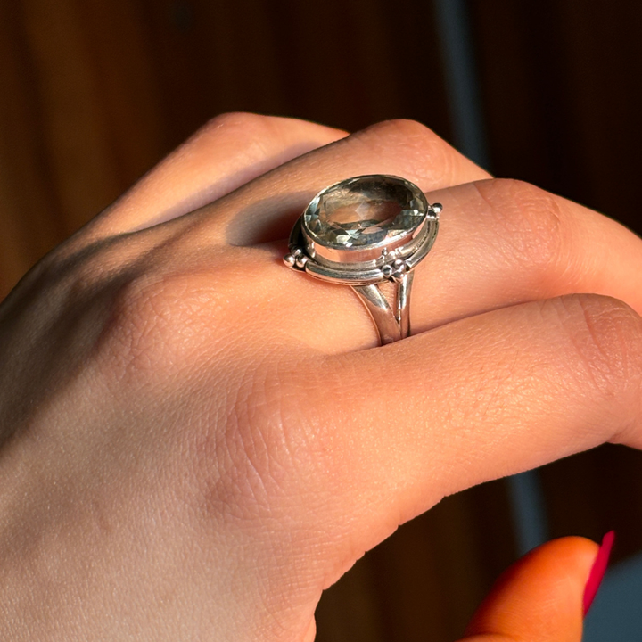 Aquamarine Pear Gemstone Ring in 925 Silver