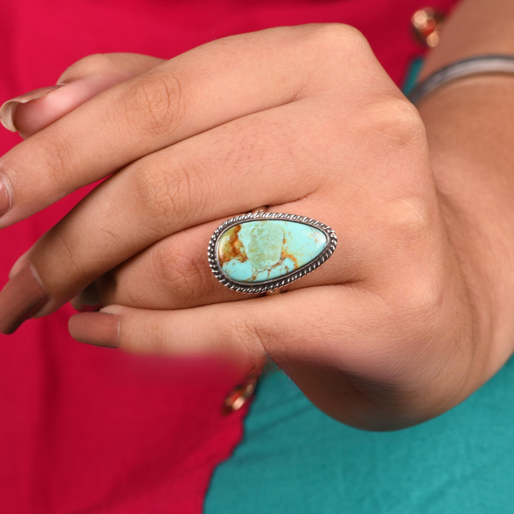 Radiant Kingman Turquoise Sterling Silver Ring