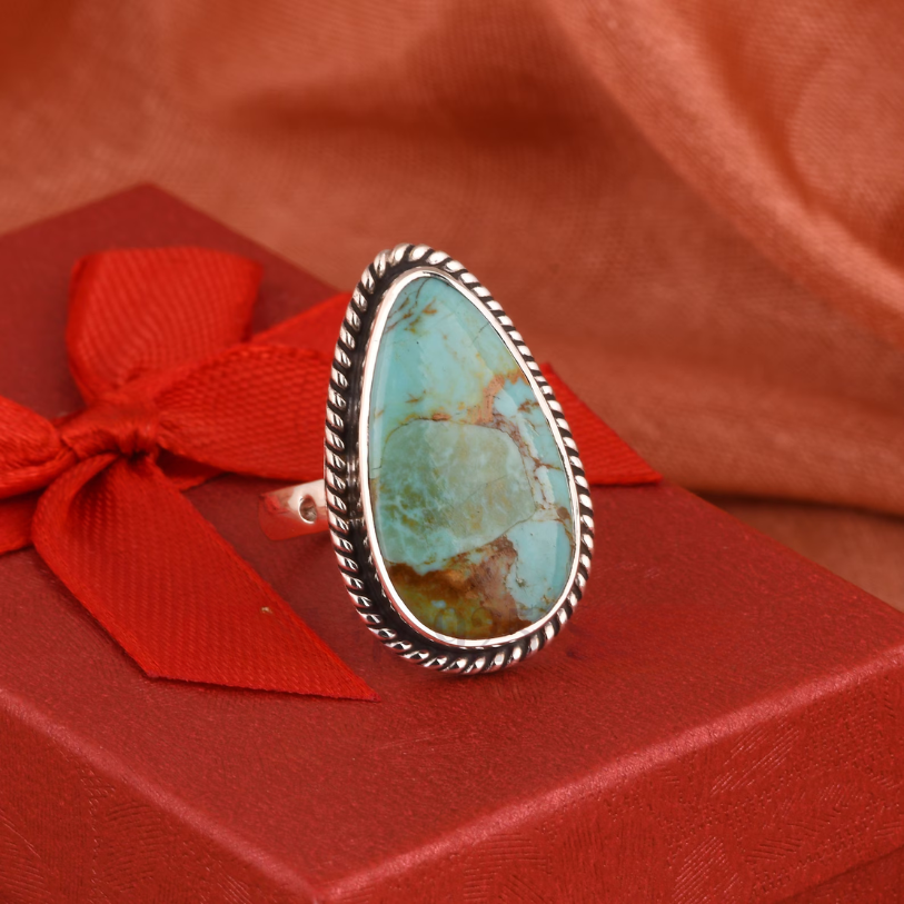 Radiant Kingman Turquoise Sterling Silver Ring