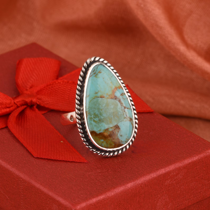 Radiant Kingman Turquoise Sterling Silver Ring